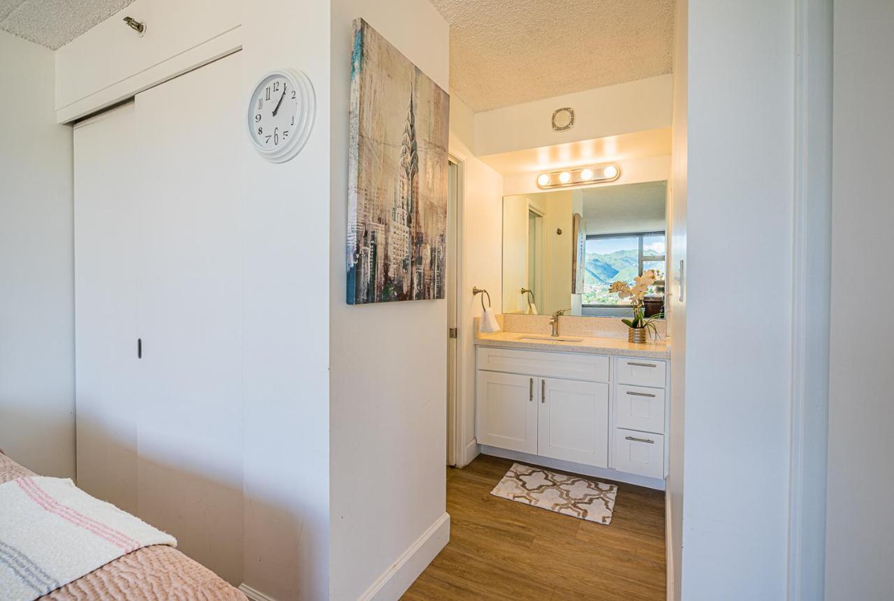 Free Parking, Pool, Sauna, Spa, Wifi, Bbq, Ac - Waikiki Banyan Гонолулу Экстерьер фото