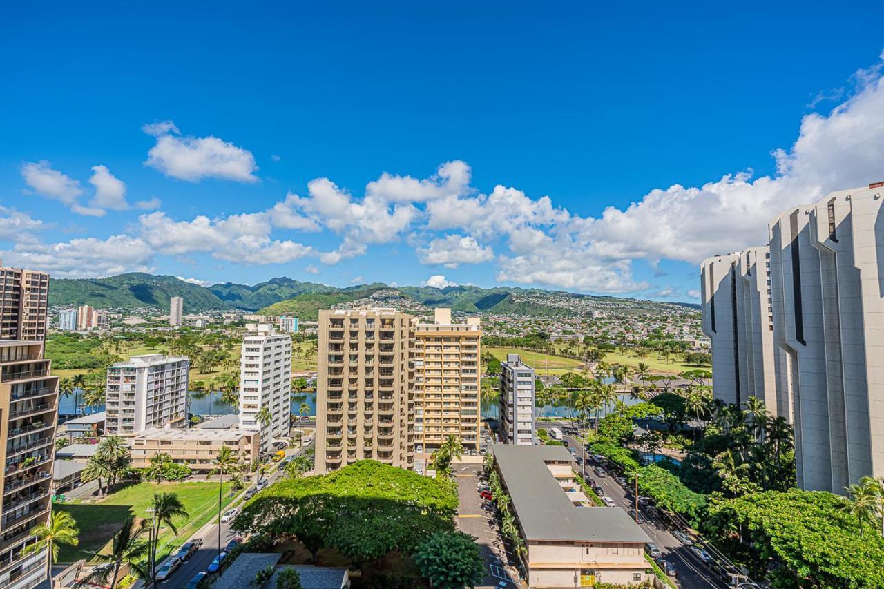 Free Parking, Pool, Sauna, Spa, Wifi, Bbq, Ac - Waikiki Banyan Гонолулу Экстерьер фото